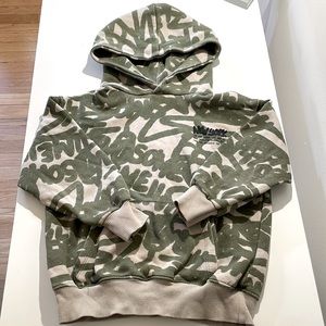 Zara Boys Size 8 Army Green New York Graffiti Hoodie